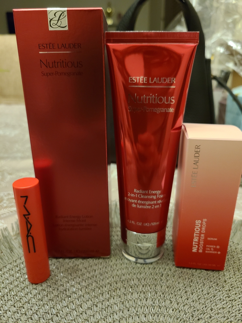 Estee Lauder Nutritious Skincare Set With MAC Lip Plumper
